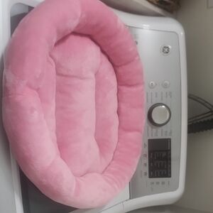 Plush Pink Pet Bed